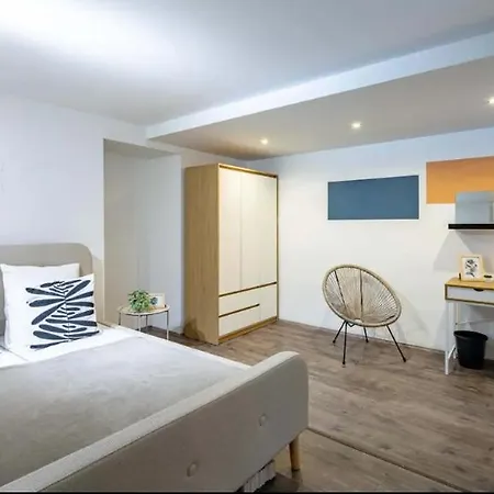 Cityscape Budget Szoevetseg 5 Apartment *